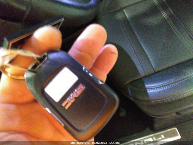 3GTU9FEL9NG183205 GMC Sierra 1500 Limited Denali