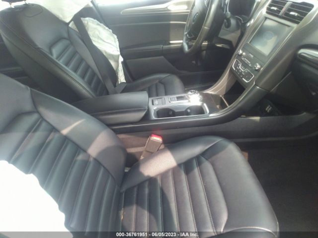 3FA6P0CD4KR173730 Ford FUSION SEL