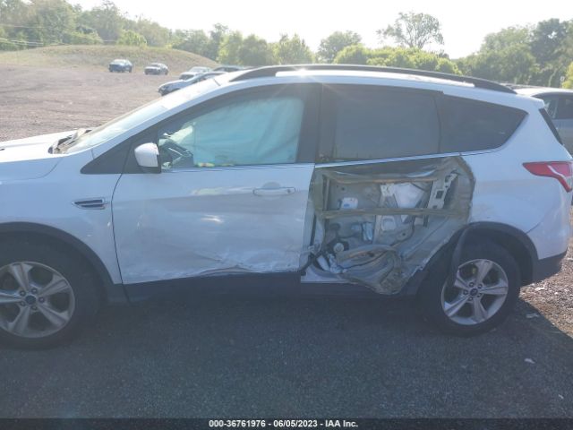 1FMCU9GX6GUC38314 Ford ESCAPE SE