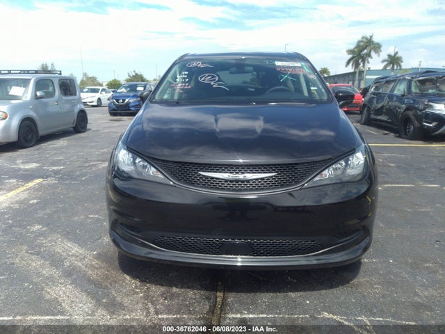 2022 Chrysler Voyager, VIN: 2C4RC1CG3NR221599