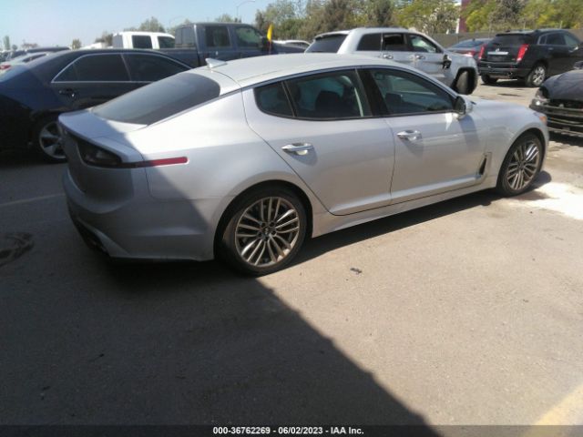 KNAE15LA9J6011160 KIA Stinger Base