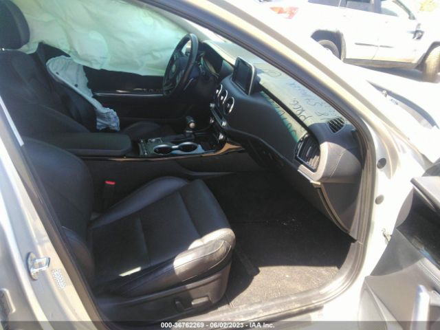 KNAE15LA9J6011160 KIA Stinger Base