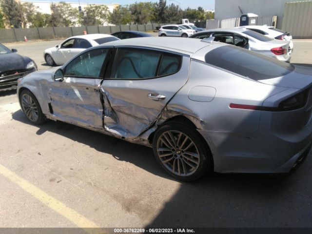 KNAE15LA9J6011160 KIA Stinger Base