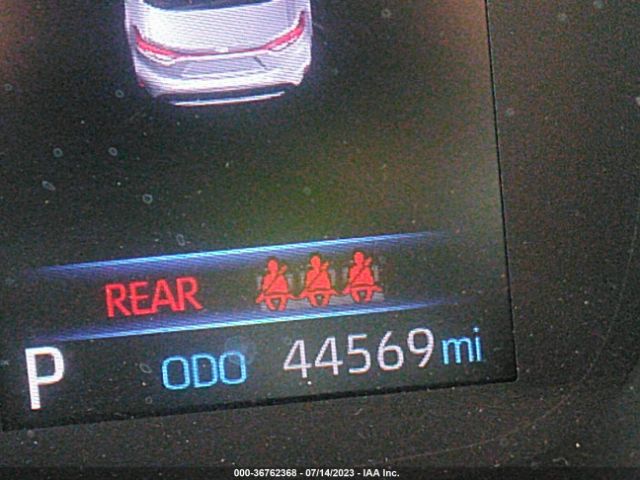 5YFEPMAE0MP184502 Toyota COROLLA LE