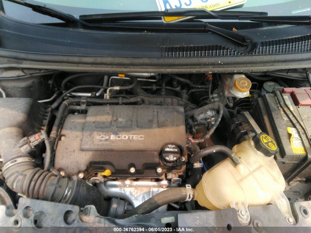 Chevrolet SONIC LT 2020 1G1JD5SB8L4143367 Image 10