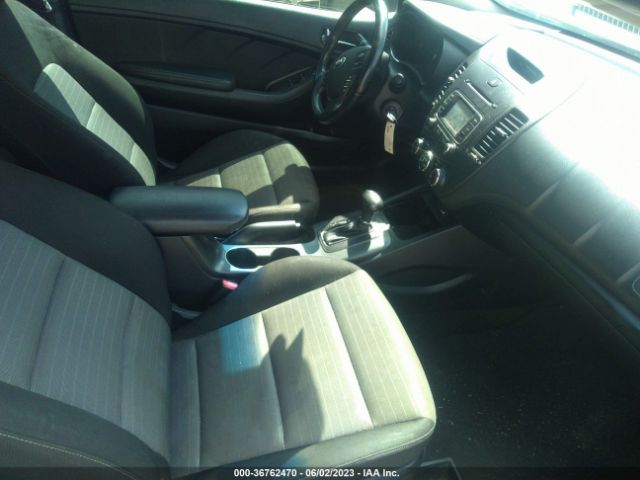 KNAFX6A8XG5623813 KIA Forte Koup Ex