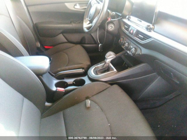 3KPF24AD6LE233826 KIA Forte Lxs