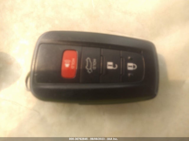 2020 TOYOTA RAV4 XLE VIN: 2T3P1RFV5LW084917