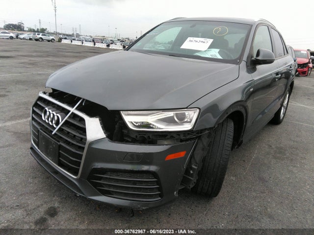 WA1BCCFS7JR013586 Audi Q3 Premium/sport Premium