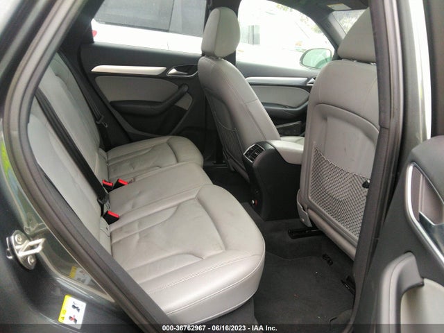 WA1BCCFS7JR013586 Audi Q3 Premium/sport Premium