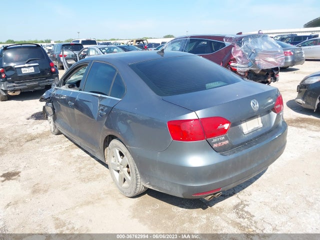 2013 VOLKSWAGEN JETTA SEDAN TDI VIN: 3VWLL7AJ3DM231706