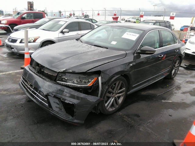 1VWDT7A32HC041943 Volkswagen Passat R-line W/comfort Pkg