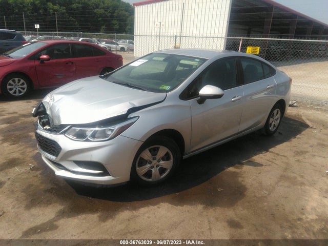 Chevrolet Cruze Ls Auto 2018 1G1BC5SMXJ7216100 Image 2