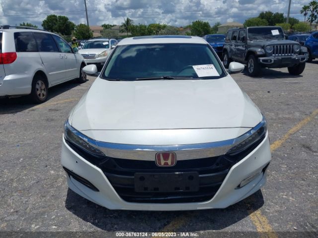 1HGCV1F99JA109564 Honda Accord Touring