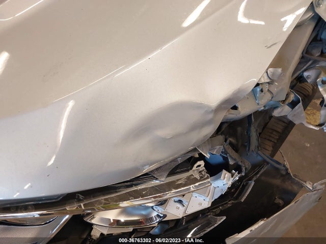 Chevrolet Sonic Premier 2018 1G1JF5SB7J4138216 Image 6
