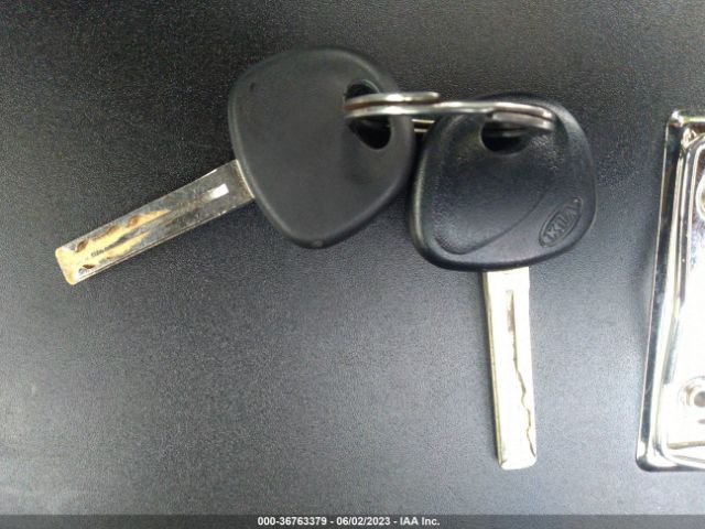 KNADM4A32G6669929 KIA RIO LX