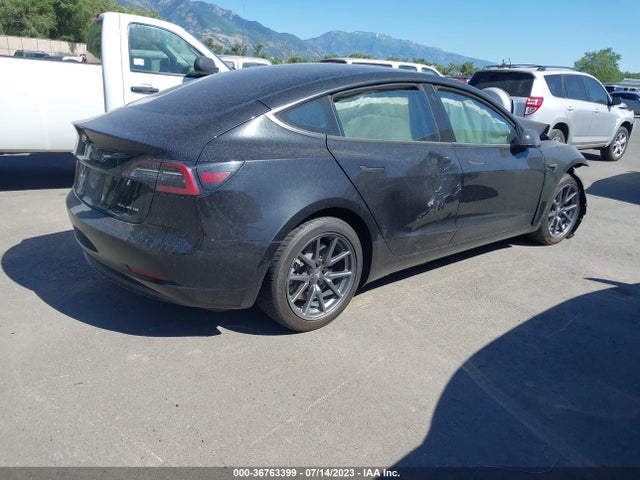 Tesla Model 3 Long Range 2018 5YJ3E1EB7JF099126 Image 9