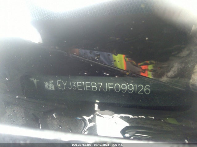 Tesla Model 3 Long Range 2018 5YJ3E1EB7JF099126 Image 14