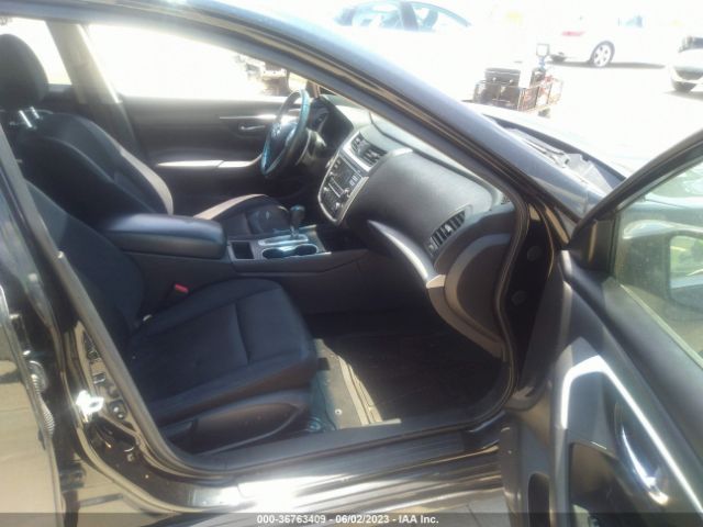 1N4AL3AP1HN322188 Nissan Altima 2.5 Sr