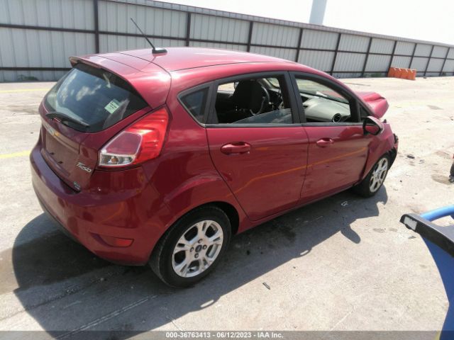 3FADP4EJ2FM211413 Ford FIESTA SE