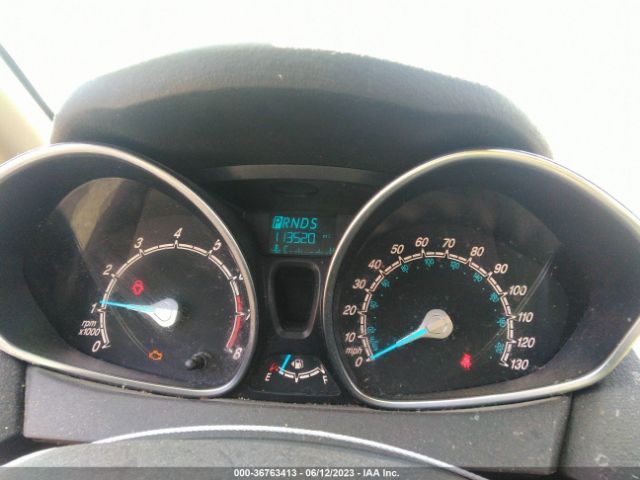 3FADP4EJ2FM211413 Ford FIESTA SE