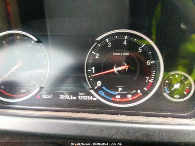 BMW 6 Series 640i 2016 WBA6D0C53GG432621 Image 7