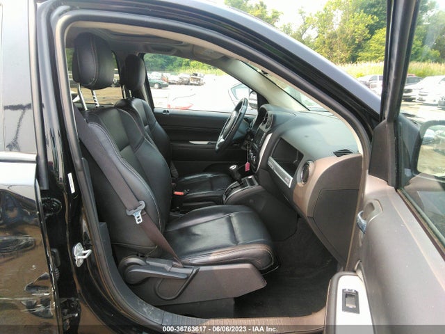 1C4NJDEB5GD795571 Jeep Compass High Altitude Edition