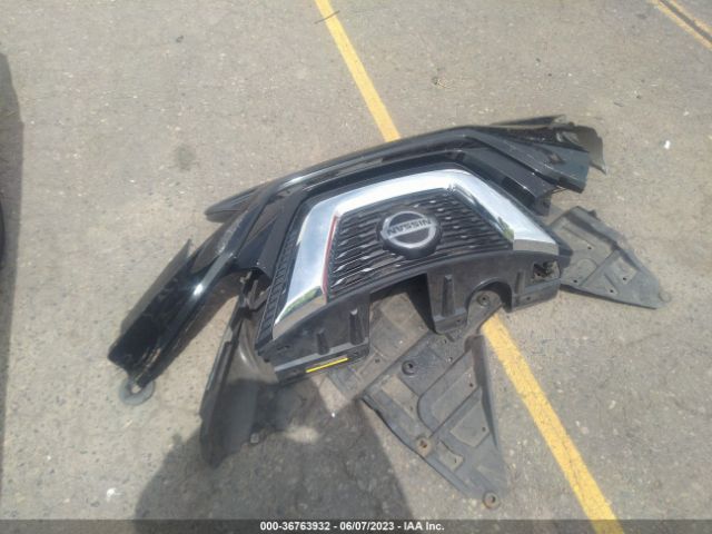 5N1AT2MV1JC739466 Nissan Rogue Sl