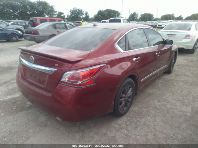 Nissan Altima 2.5 S 2015 1N4AL3AP5FC417541 Image 4