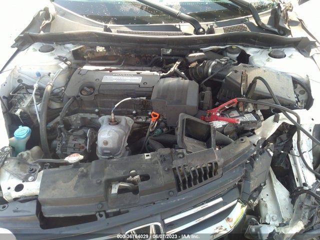 2013 HONDA ACCORD SDN LX VIN: 1HGCR2F38DA105192