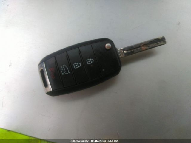 KNDJP3A51H7441487 KIA SOUL +