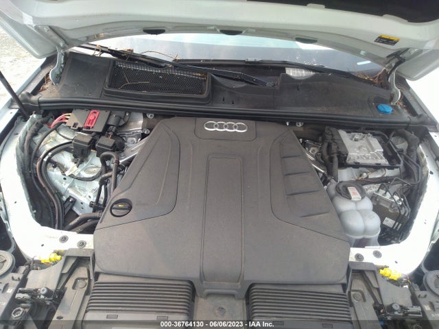 WA1LJAF78MD028433 Audi Q7 Premium Plus