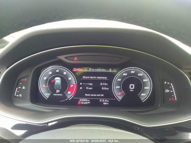 WA1LJAF78MD028433 Audi Q7 Premium Plus