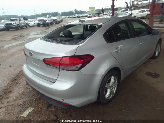 3KPFL4A78JE178123 KIA FORTE LX