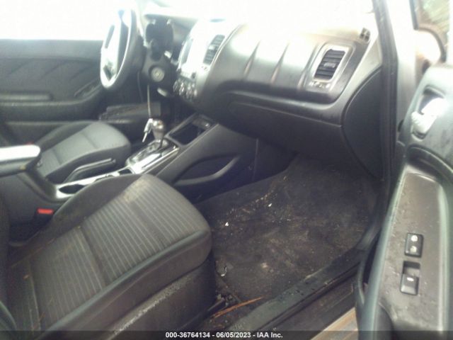 3KPFL4A78JE178123 KIA FORTE LX
