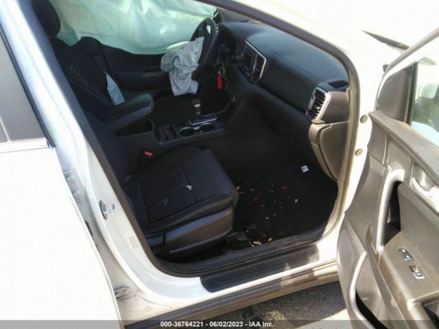 KNDPM3AC1J7326816 KIA Sportage Lx