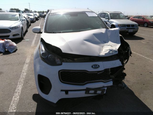 KNDPM3AC1J7326816 KIA Sportage Lx