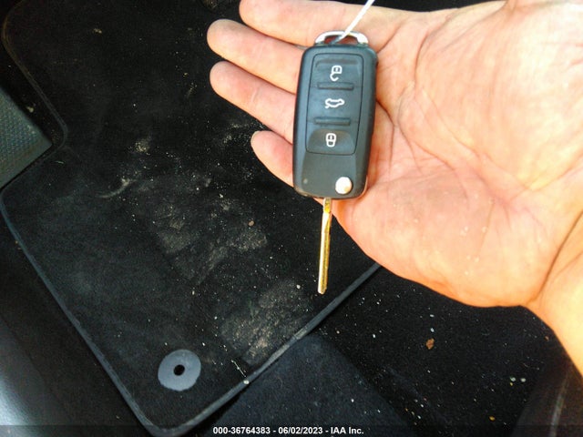 3VWD07AJ7EM383714 Volkswagen Jetta Sedan Se W/connectivity/sunroof