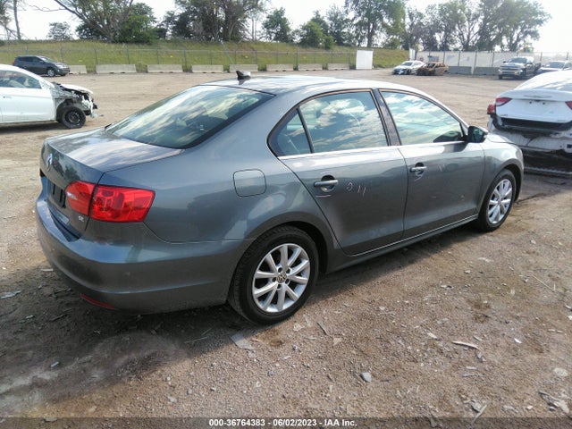 3VWD07AJ7EM383714 Volkswagen Jetta Sedan Se W/connectivity/sunroof