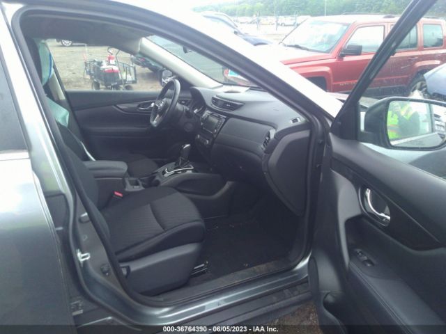 KNMAT2MV8JP614056 Nissan ROGUE SV