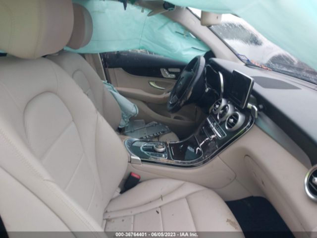 WDC0G4JB9HV009288 Mercedes-Benz Glc Glc 300