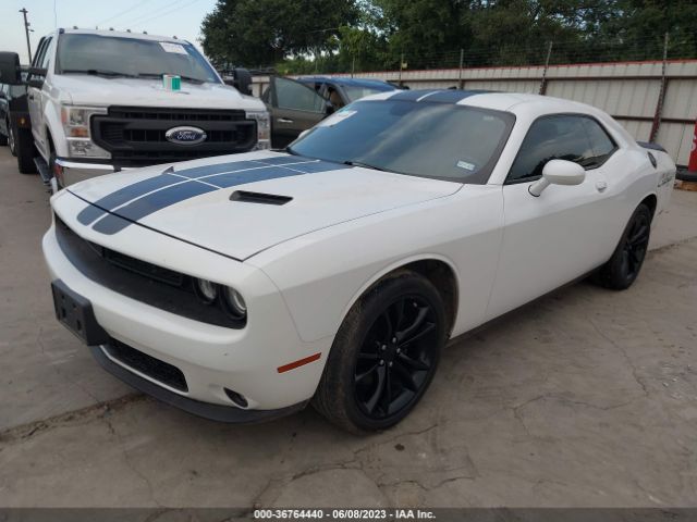2C3CDZAG2GH184840 Dodge Challenger Sxt Plus