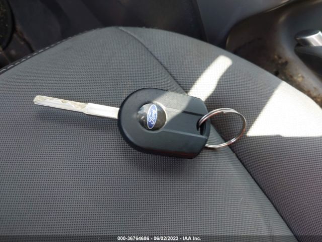 1FMCU0GX5GUA10090 Ford ESCAPE SE