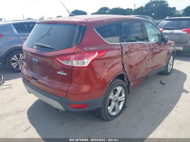 1FMCU0GX5GUA10090 Ford ESCAPE SE