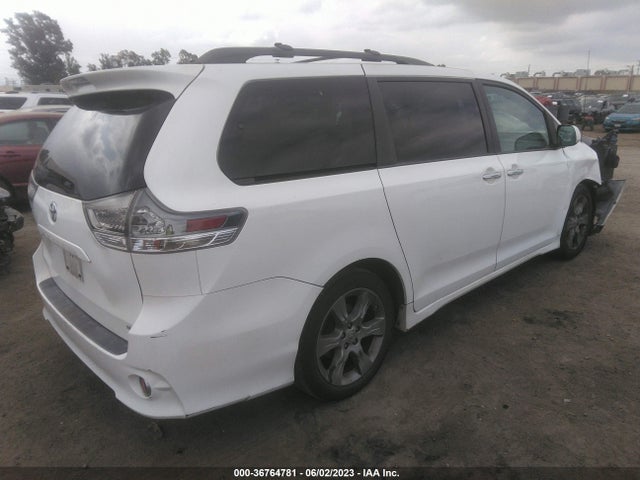 2013 TOYOTA SIENNA SE VIN: 5TDXK3DC0DS382189