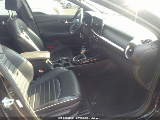 3KPF54AD4NE491109 KIA Forte Gt-line