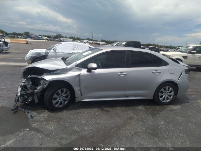 5YFEPMAE5NP295743 Toyota COROLLA LE