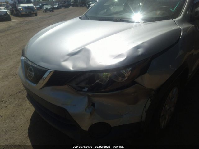 JN1BJ1CR5KW630606 Nissan Rogue Sport S