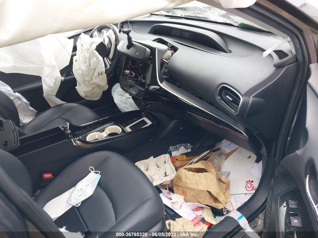 Toyota Prius Four 2016 JTDKARFU2G3024118 Image 5