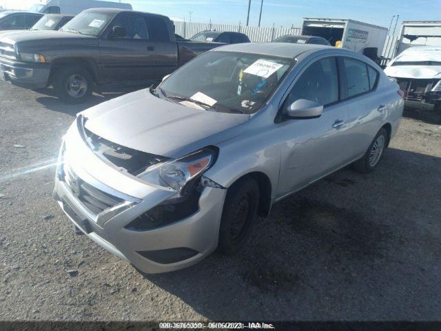 3N1CN7AP9FL813712 Nissan VERSA SV
